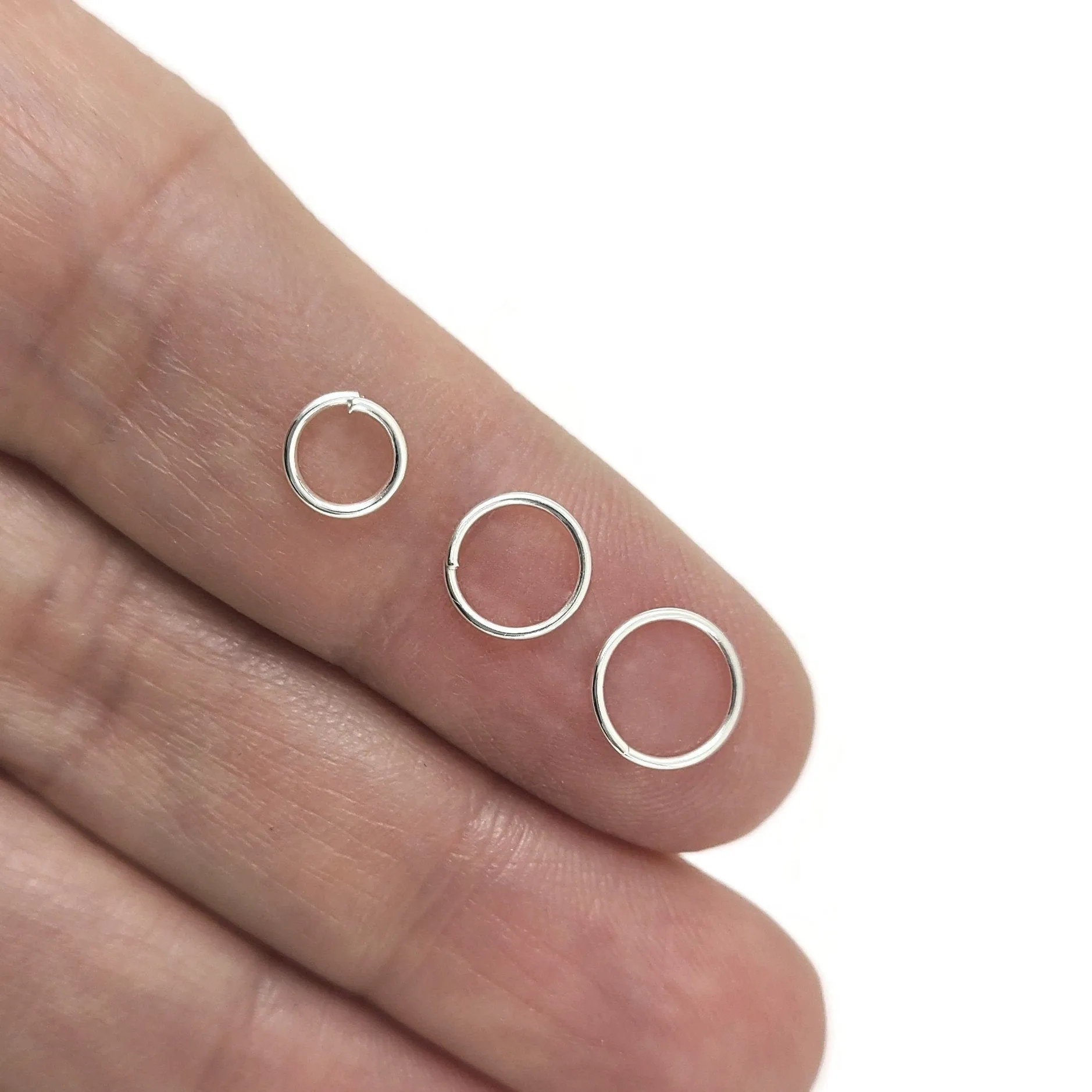 100 Hypoallergenic silver jump rings, 4mm, 5mm, 6mm, 7mm, 8mm (gauge 21)