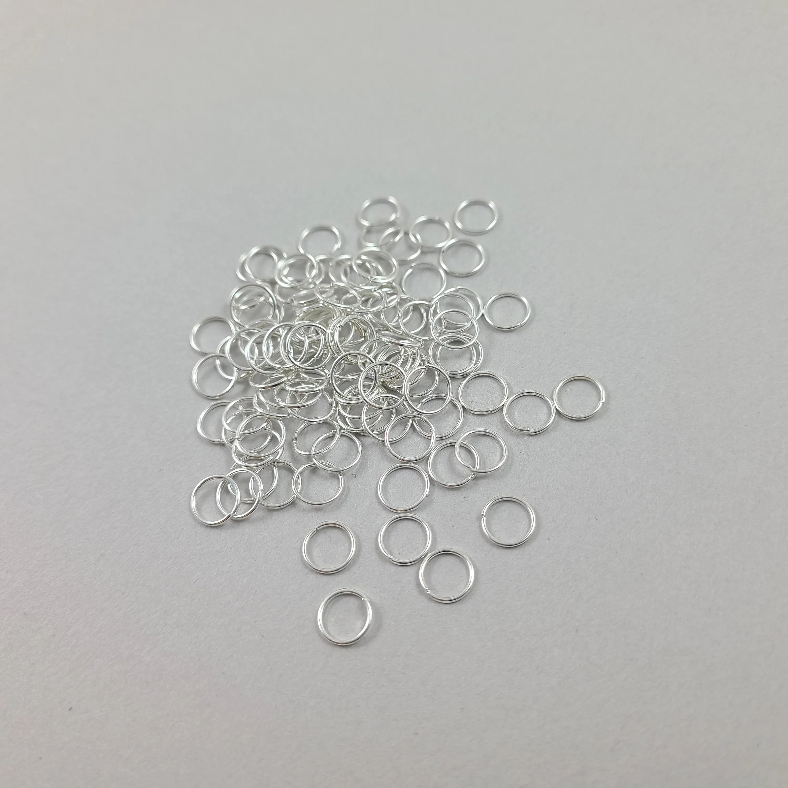 100 Hypoallergenic silver jump rings, 4mm, 5mm, 6mm, 7mm, 8mm (gauge 21)