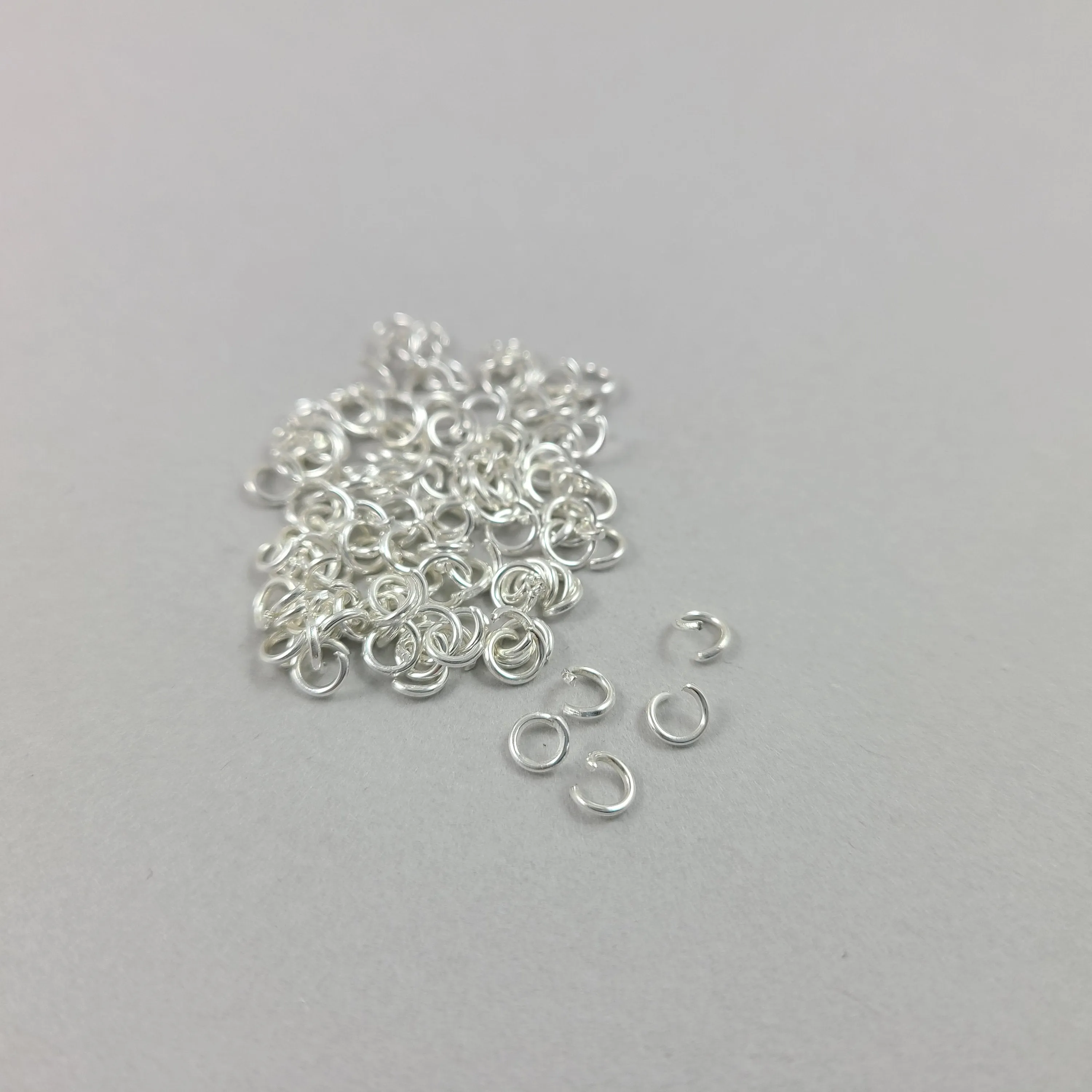 100 Hypoallergenic silver jump rings, 4mm, 5mm, 6mm, 7mm, 8mm (gauge 21)